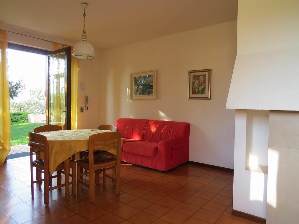 Residence Liana Albisano Torri Del Benaco Dış mekan fotoğraf
