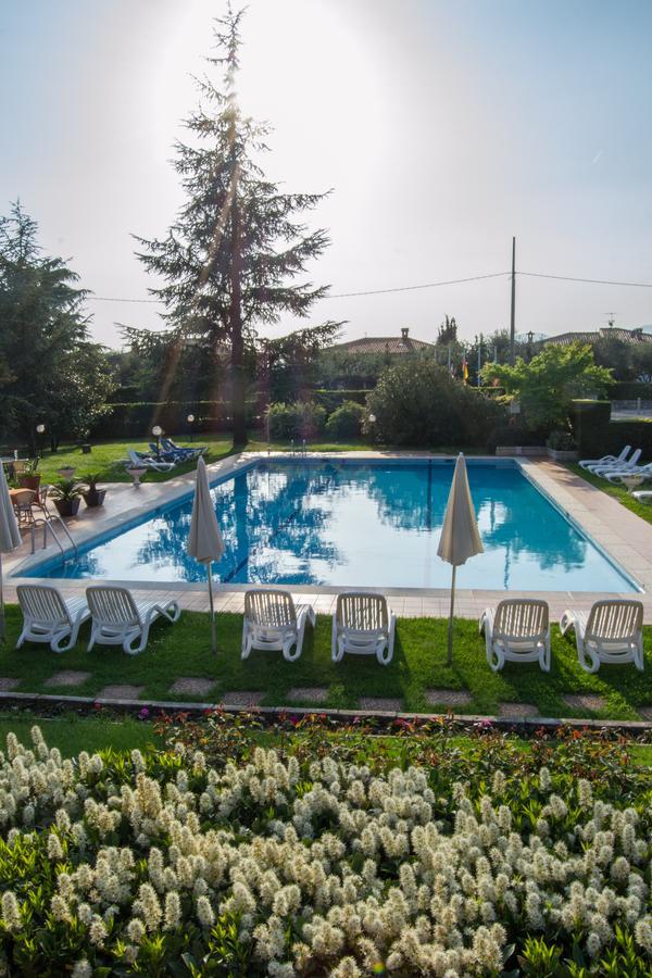 Residence Liana Albisano Torri Del Benaco Dış mekan fotoğraf